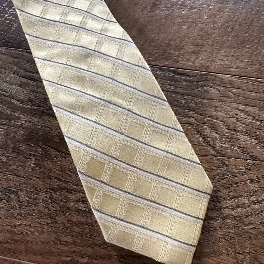 Men's Michael Kors Gold & Gray Plaid Silk Tie